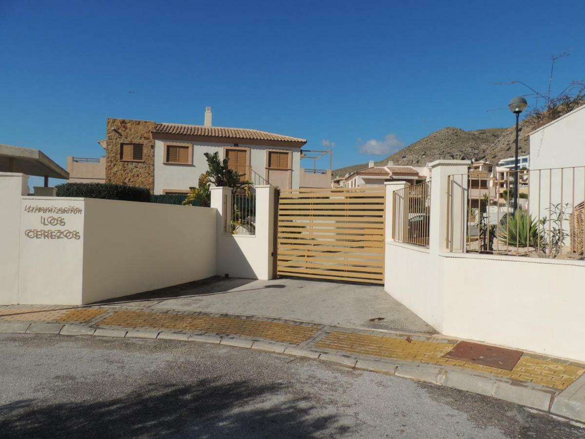 Sierra Cortina Resort Finestrat Luaran gambar